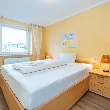 Haus Duenenburg Duenenburg 16 アパート